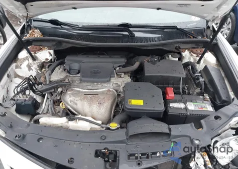 2014 Toyota Camry Se z USA, uszkodzony, nr VIN 4T1BF1FK8EU757553